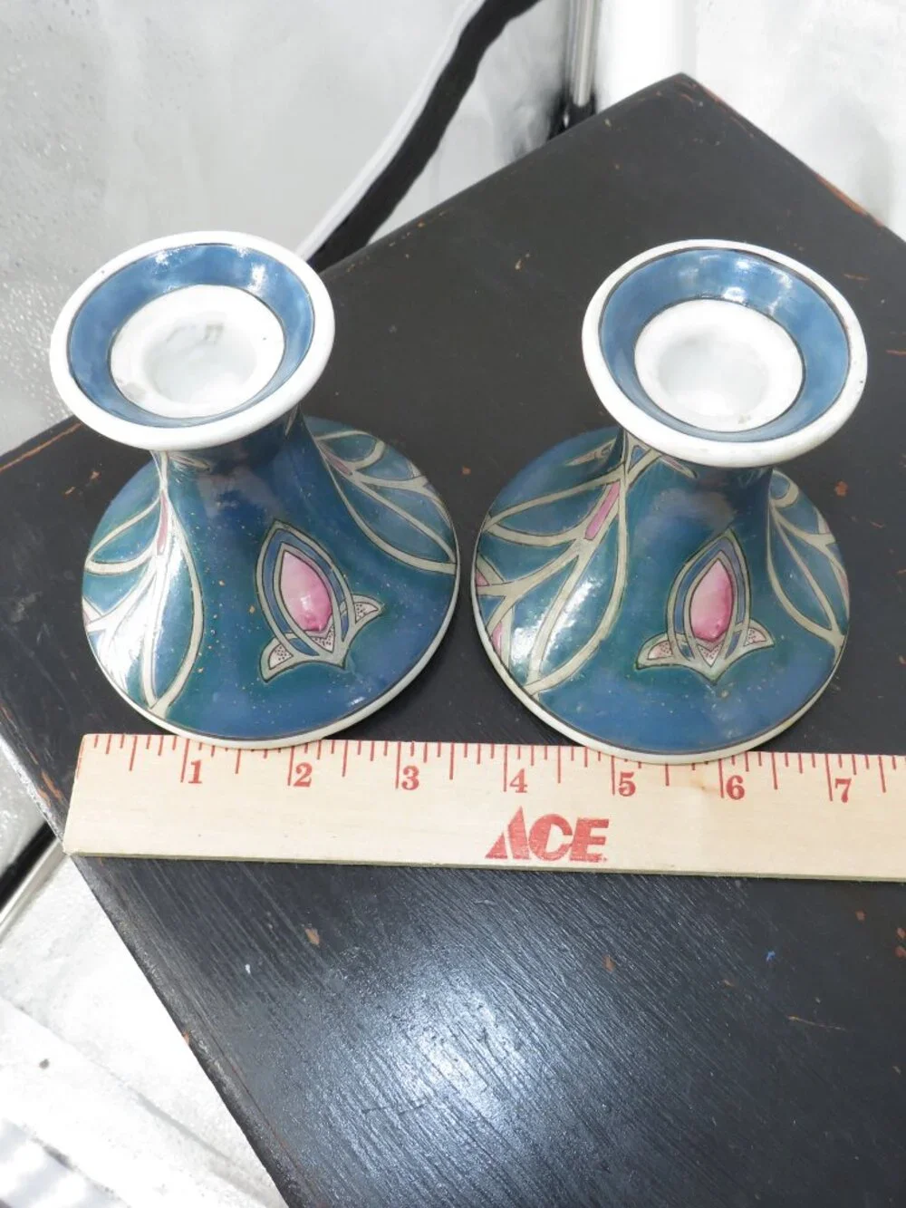 VINTAGE MACAU HAND PAINTED PORCELAIN CANDLESTICK HOLDERS BLUE PINK PAIR 4 INCH